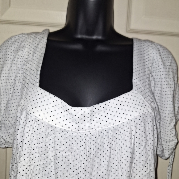 Maurices large polka-dot blouse - Picture 2 of 4